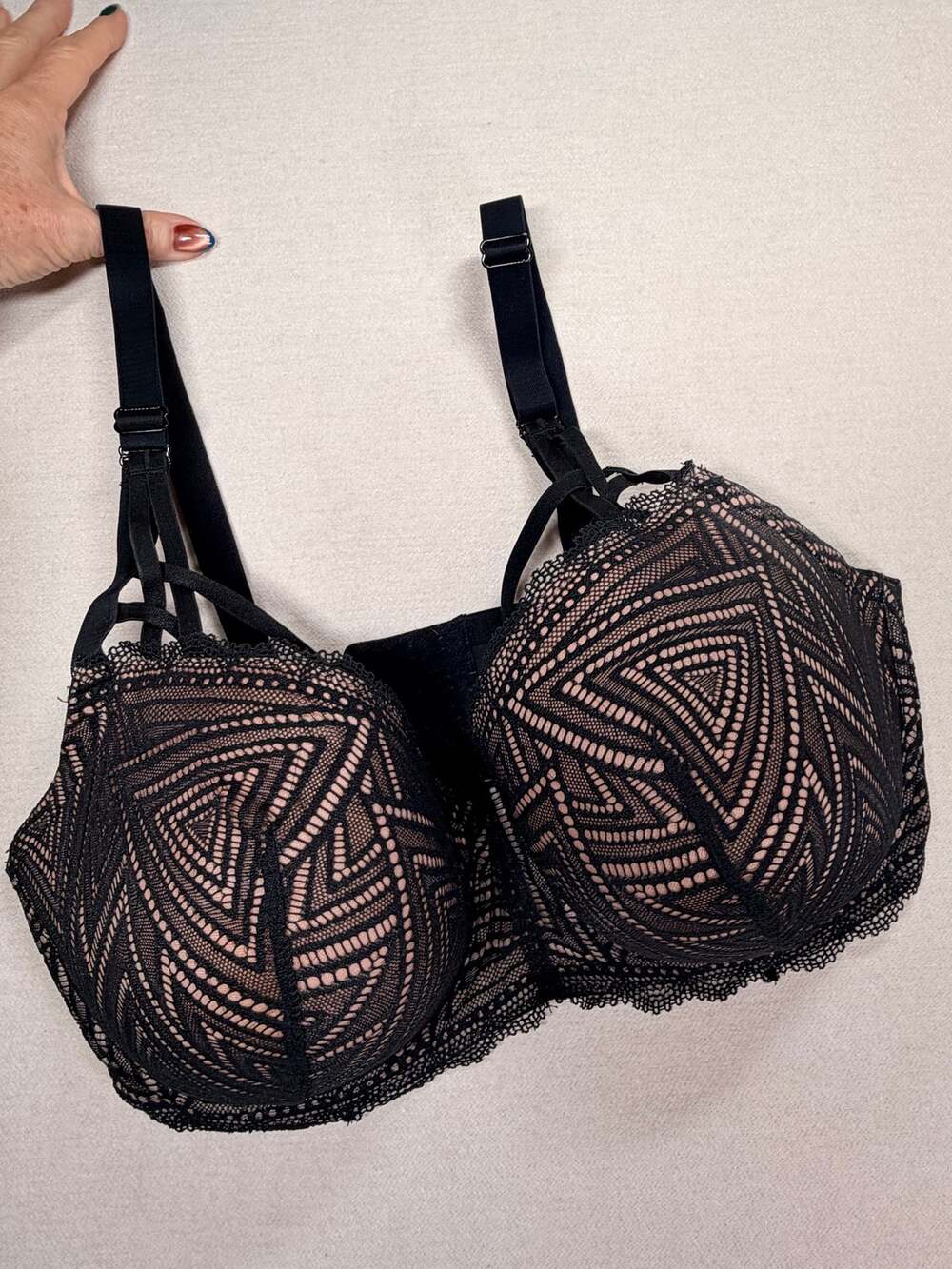 Adore Me Trezza Bra 40G Black Blush Geometric Lace Strappy Lined Underwire